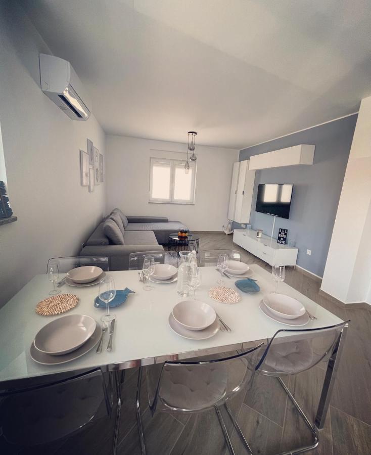 Apartment Mala מדולין מראה חיצוני תמונה