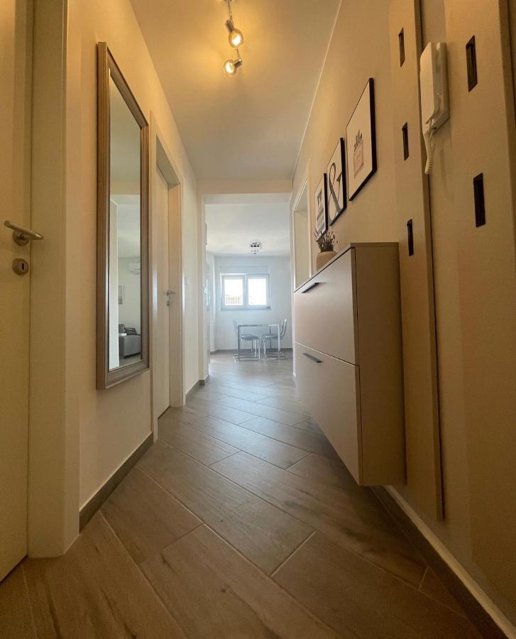 Apartment Mala מדולין מראה חיצוני תמונה